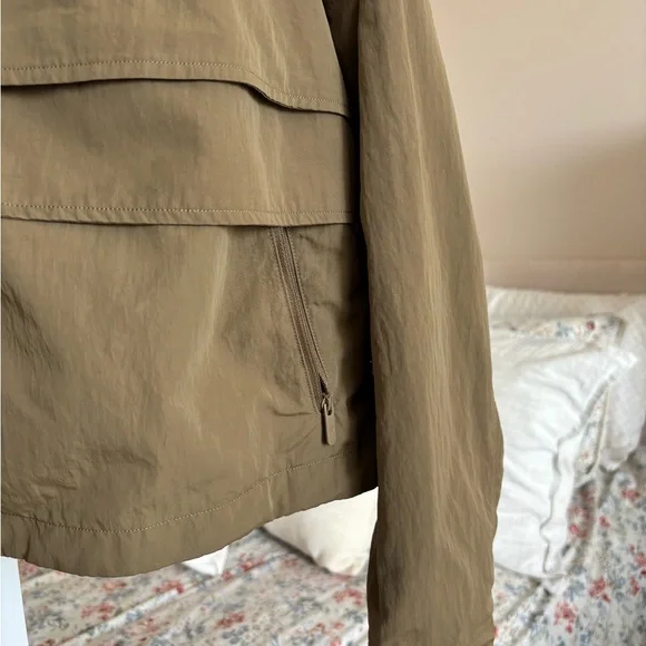 Lululemon Brown/Olive Green Women's Jacket - Picture 3 of 6